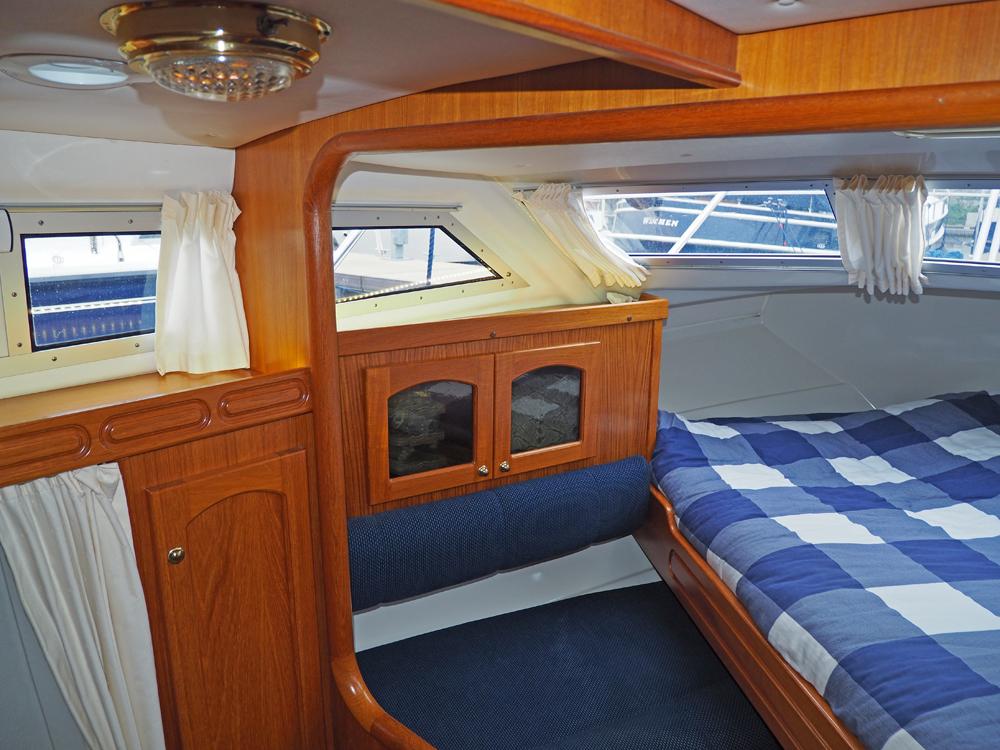 Cabin en avant, H&eacute;bergements